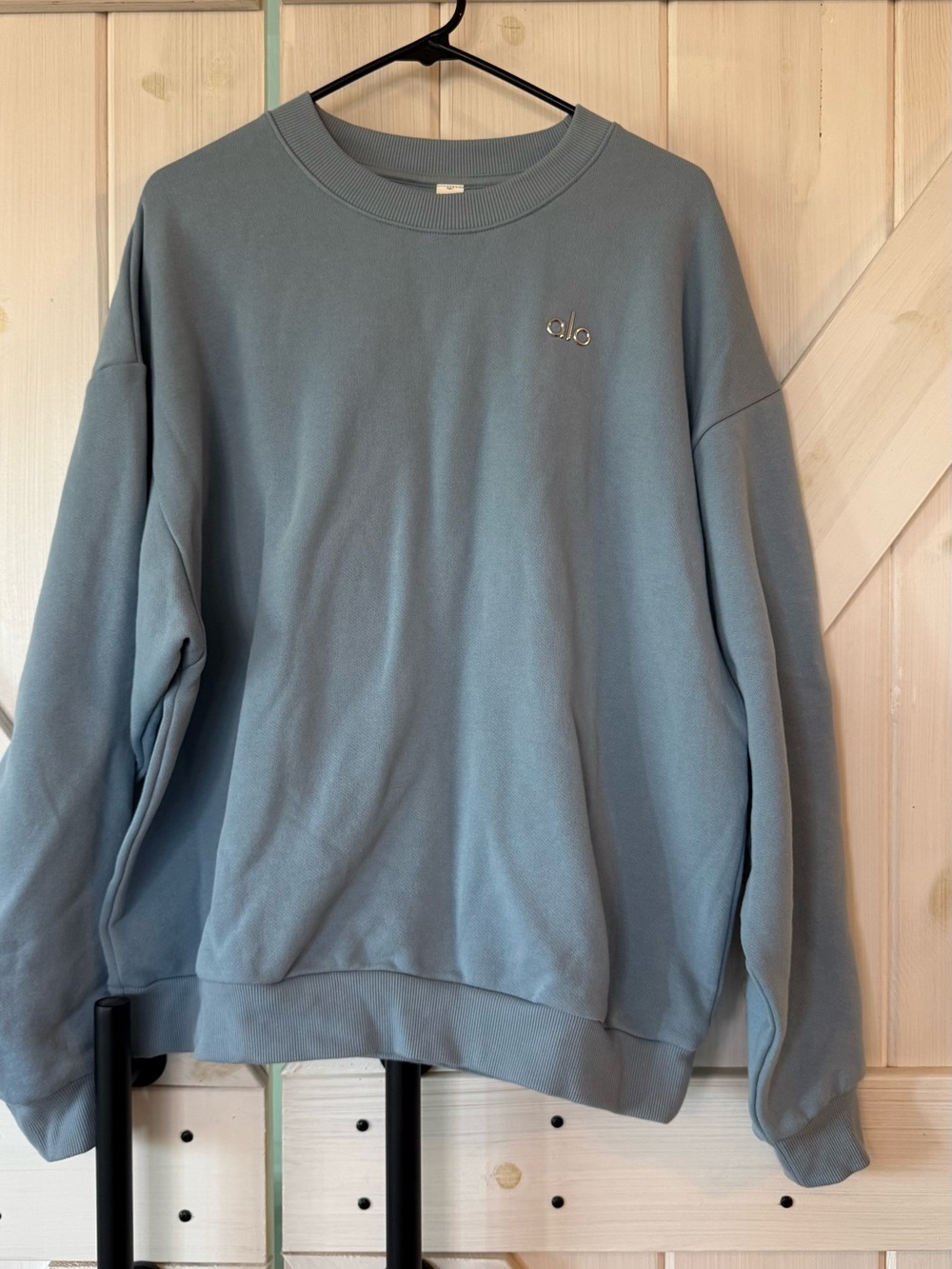 ALO Accolade Crew Neck Pullover